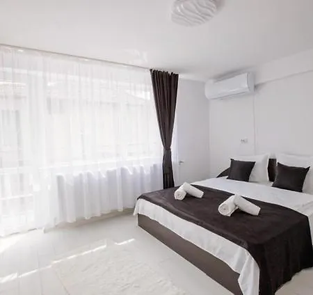 Whiteboxapartment * Kjustendil