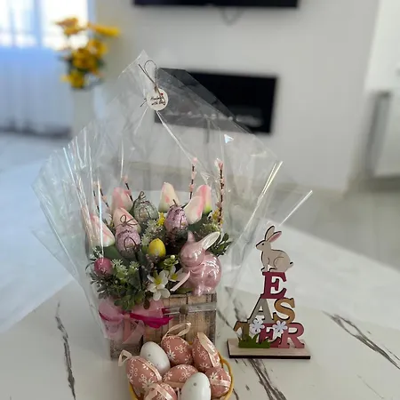 Whiteboxapartment קיוסטנדיל